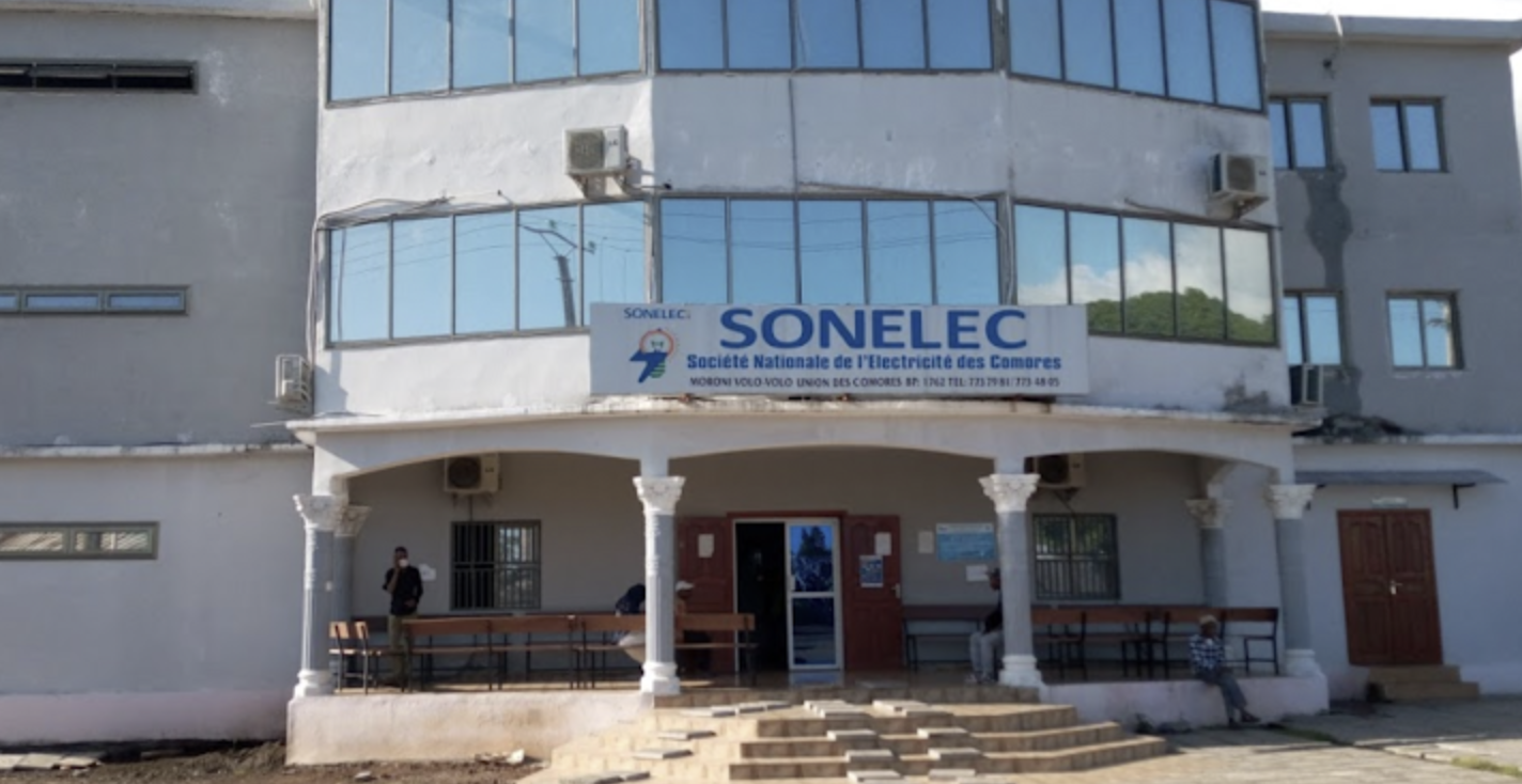 image Branchements électriques : Retour à la case départ pour la SONELEC